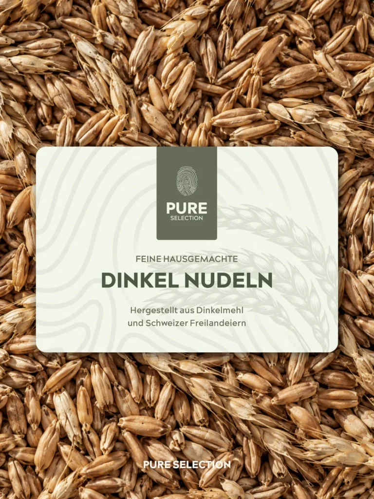 Etikett der Dinkel Nudeln von Pure Selection auf ungeschältem Dinkelkorn