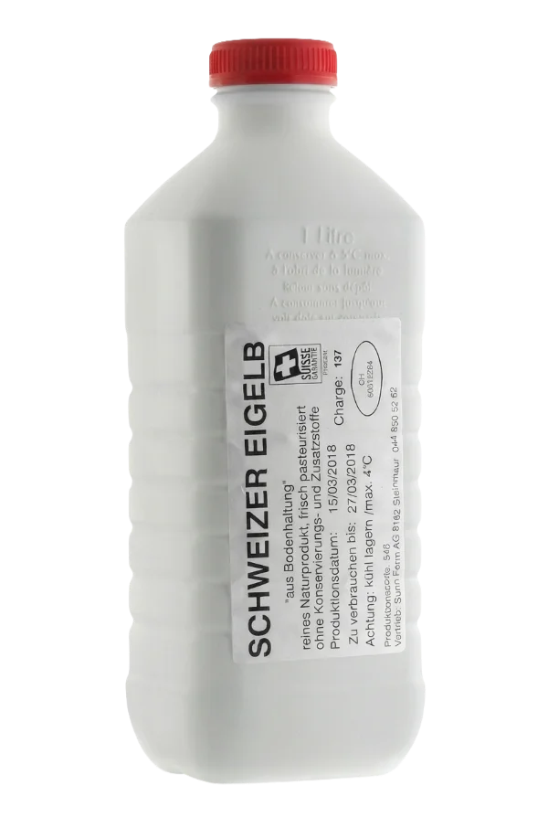 Flüssigei von Sunn Farm, Schweizer Eigelb Suisse Garantie, in der Flasche mit rotem Deckel